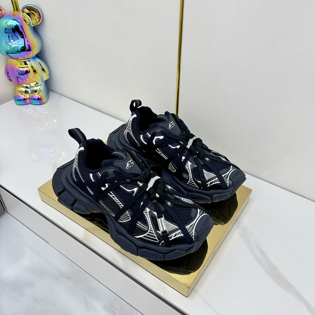 お得品‼バレンシアガ レザー シューズスーパーコピー 通気性いい スニーカー 運動 ランニング ブラック_2