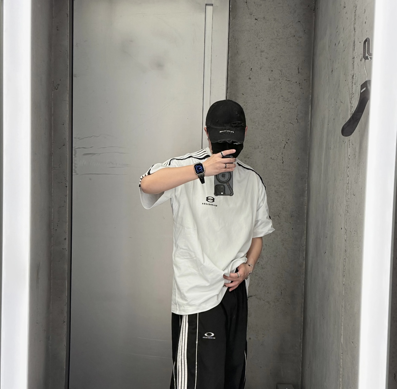バレンシアガイランシアガスーパーコピー ゆったり Ｔシャツ トップス 100％綿 ホワイト_1