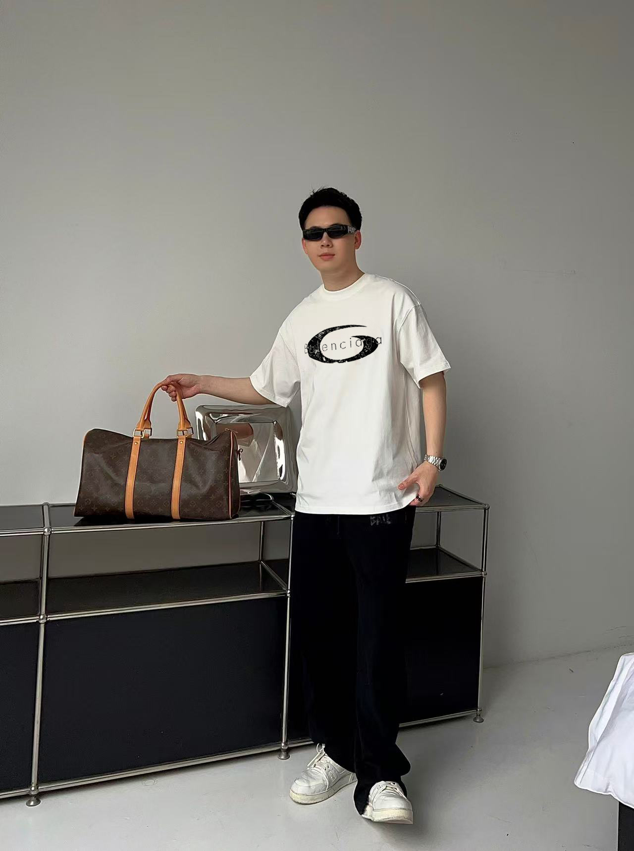 爆買い バレンシアガ ウールシャツスーパーコピー ゆったり Ｔシャツ トップス 100％綿 ホワイト_2