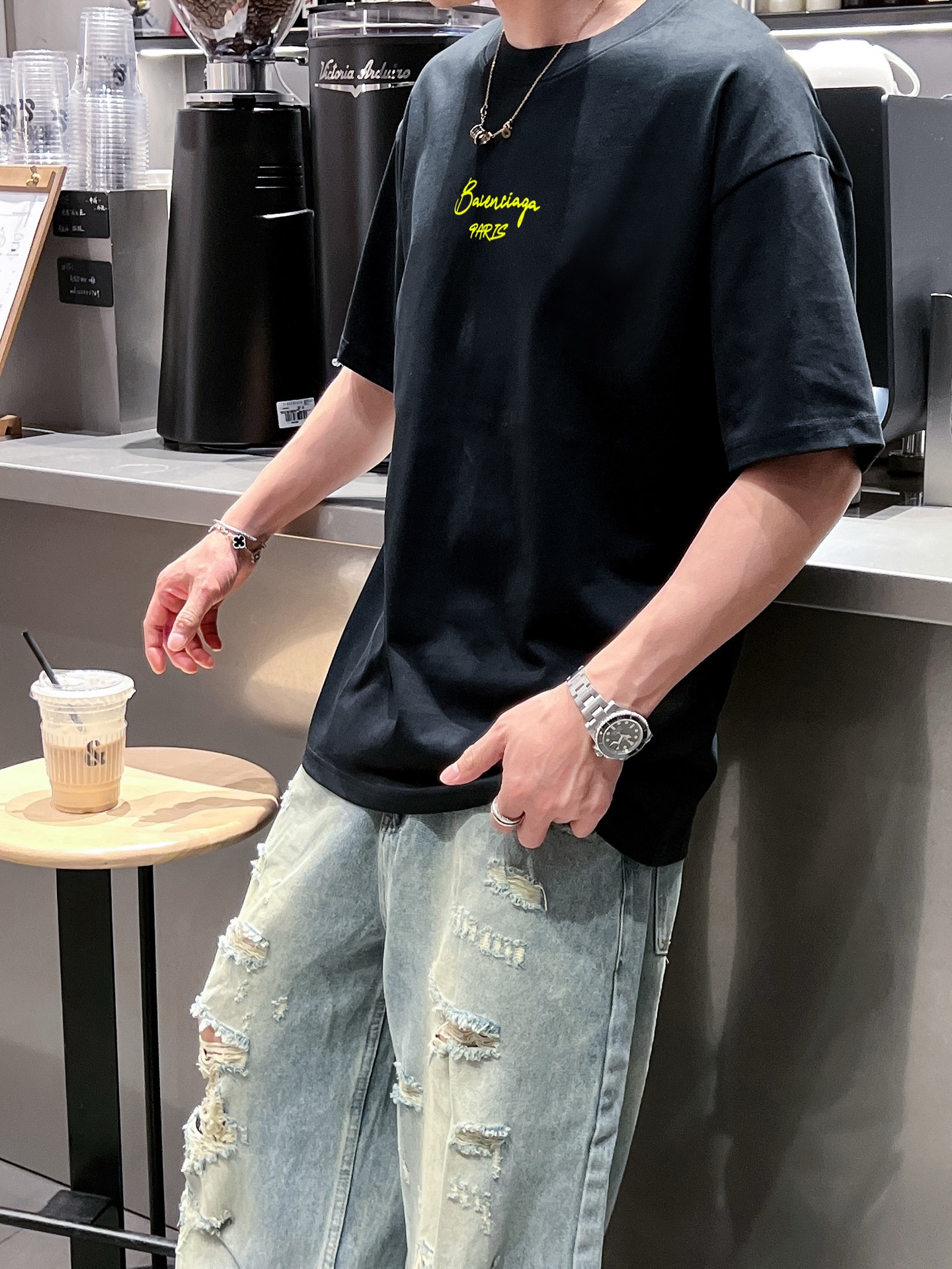大人気でお買い得なバレンシアガ tシャツ 生地偽物 ゆったり 無地 トップス 全綿 ブラック_5