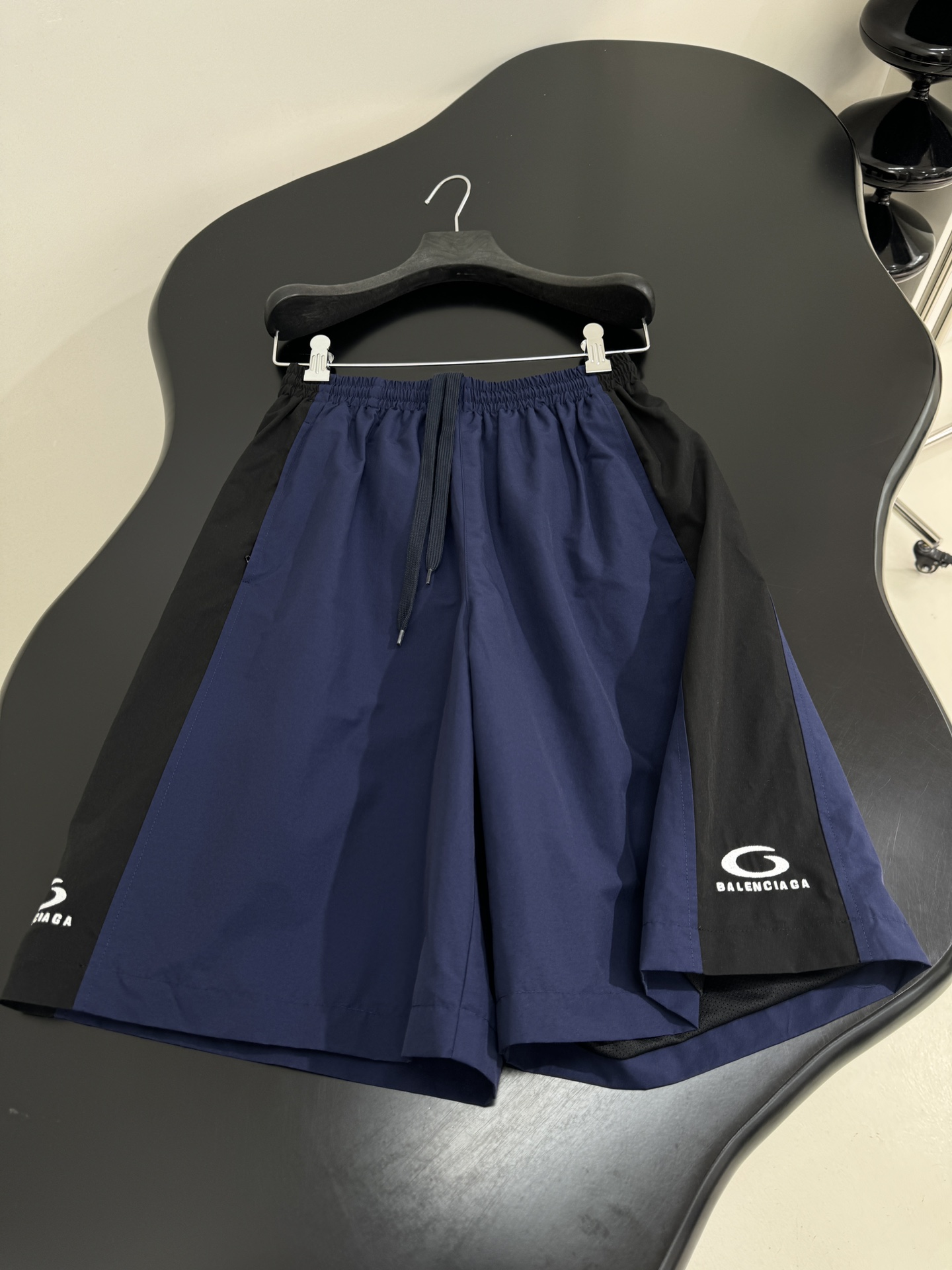 balenciaga パンツスーパーコピー 柔らかい ゆったり 運動ズボン ブルー_5