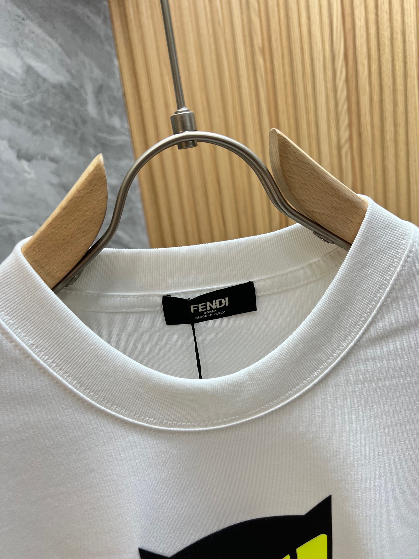 大得価のfendi t シャツ激安通販 純綿 トップス プリント 短袖 シンプル ホワイト_6