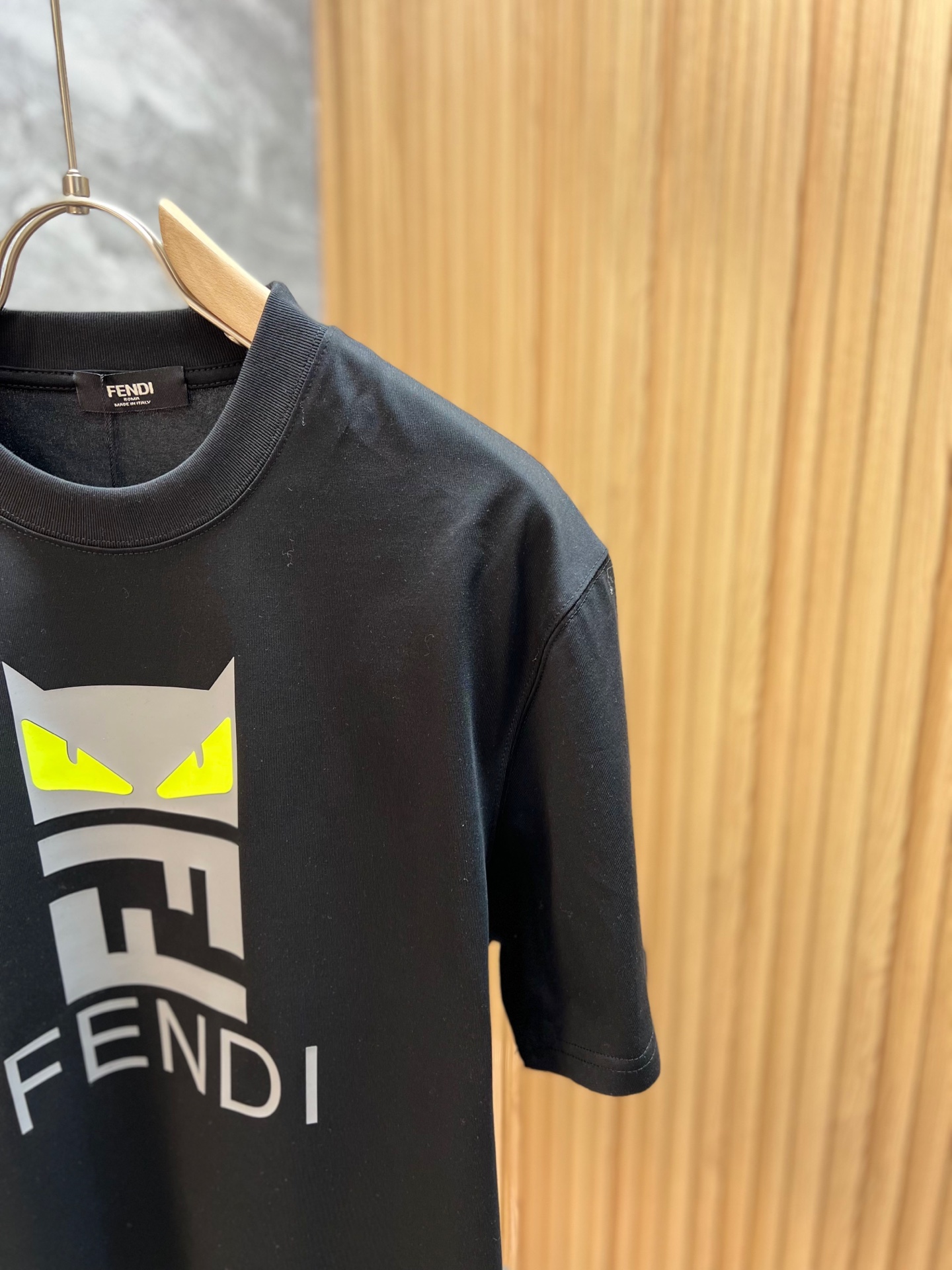 大得価のフェンディ t シャツ メンズコピー 純綿 トップス プリント 短袖 シンプル ブラック_5