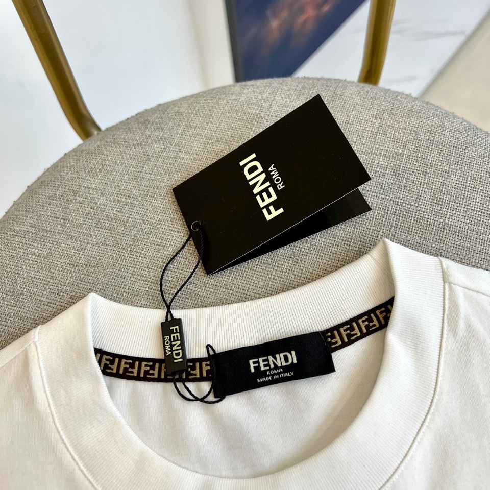 大人気 fendi ティー シャツスーパーコピー 純綿 トップス プリント 短袖 ホワイト_5