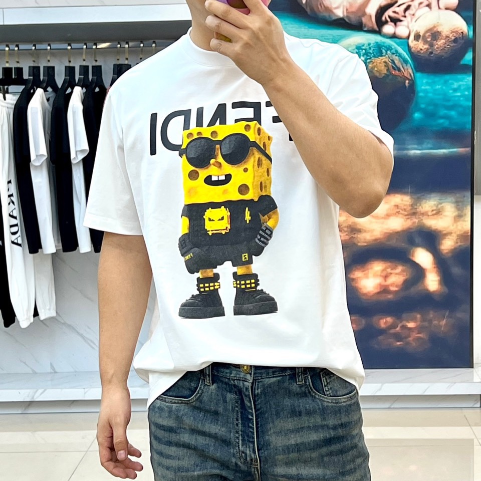 魅力的な フェンディ t シャツ レディースコピー 純綿 トップス プリント 短袖Ｔシャツ ホワイト_1