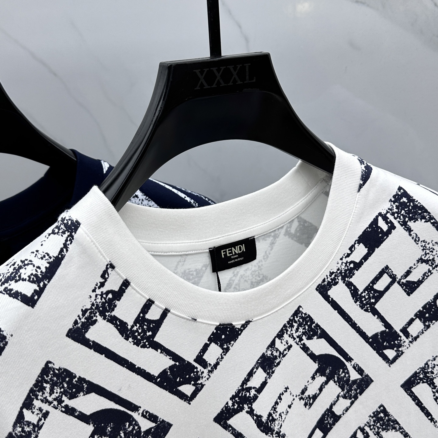 高級感 fendi メンズ t シャツスーパーコピー 純綿 トップス プリント 短袖 ゆったり 男女兼用 ホワイト_3