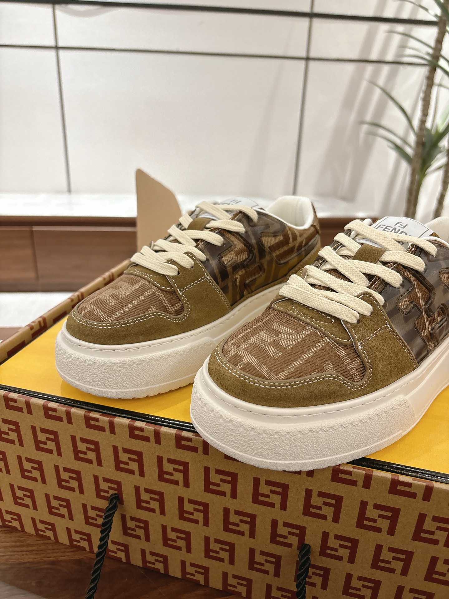 fendi ソックススニーカースーパーコピー 軽量 男女兼用 カジュアルシューズ 柔軟 ブラウン_5