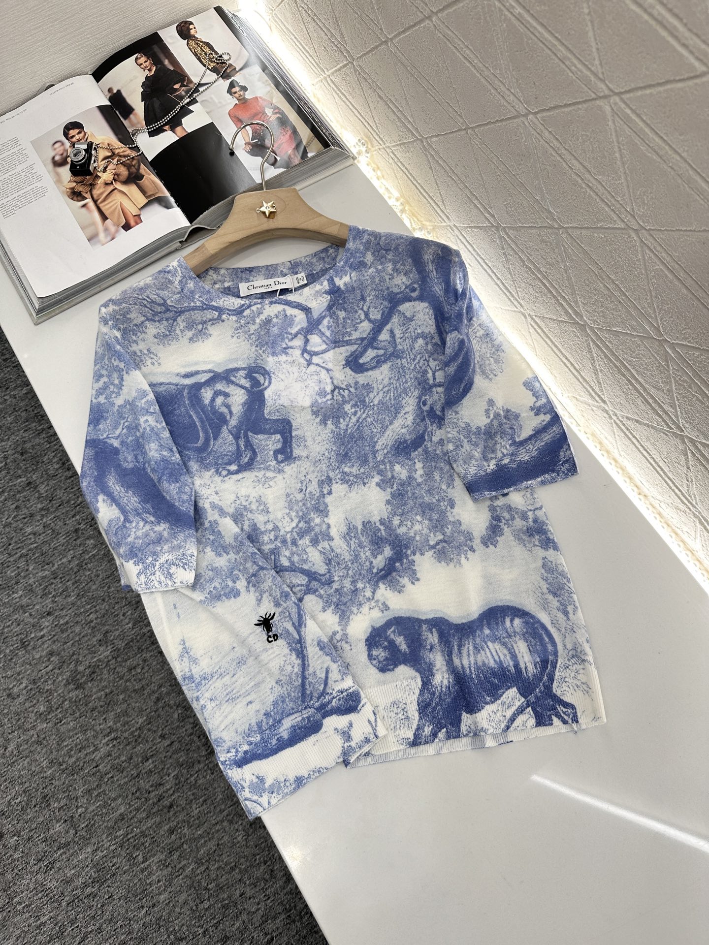 ディオールtシャツレディースコピー 優雅レディ プリント 通気性いい 半袖 トップる ブルー_3