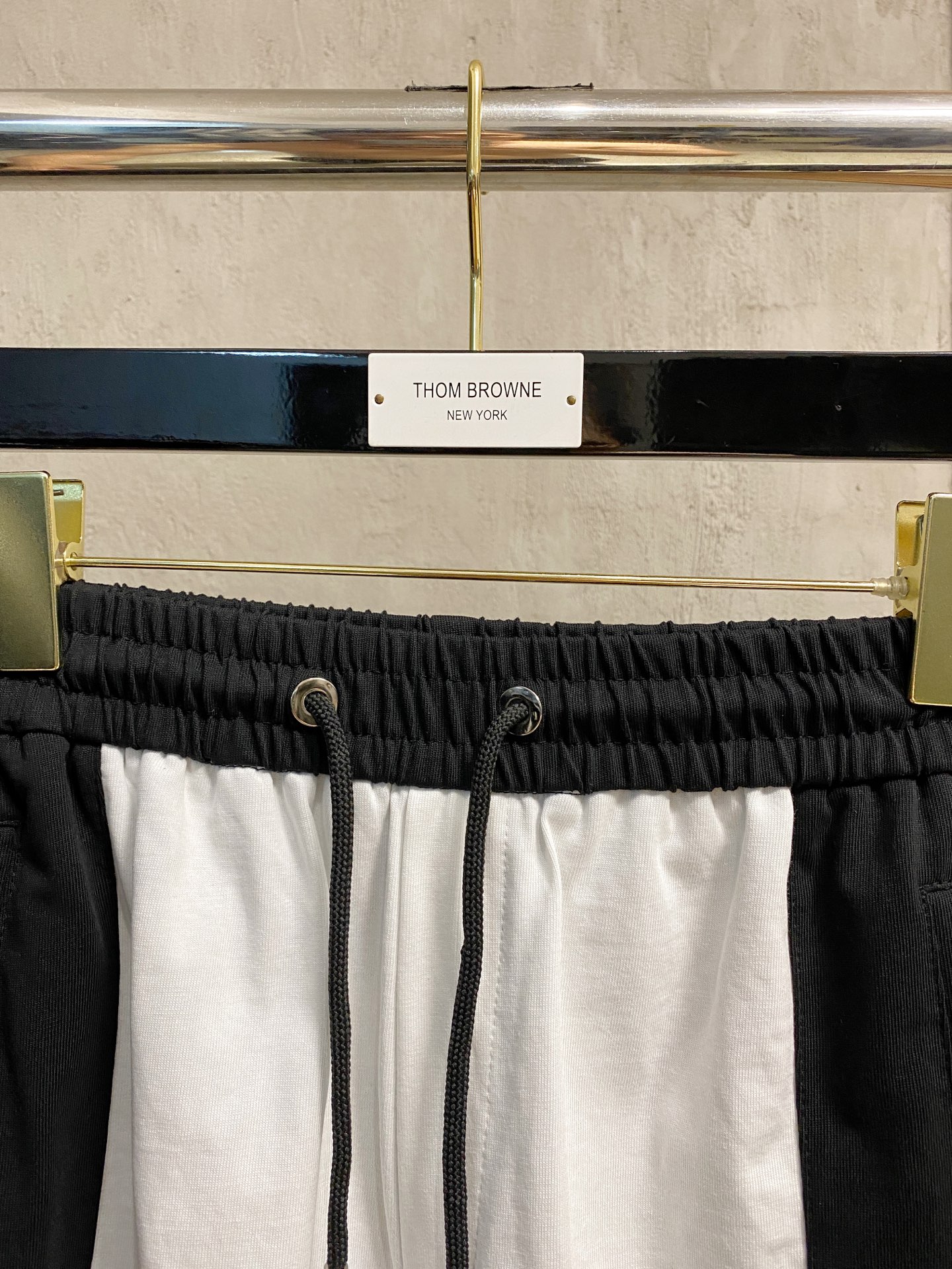 ディオールトップススーパーコピー 運動セット ショットパンツ 半袖Ｔシャツ 男女兼用 ホワイト_7