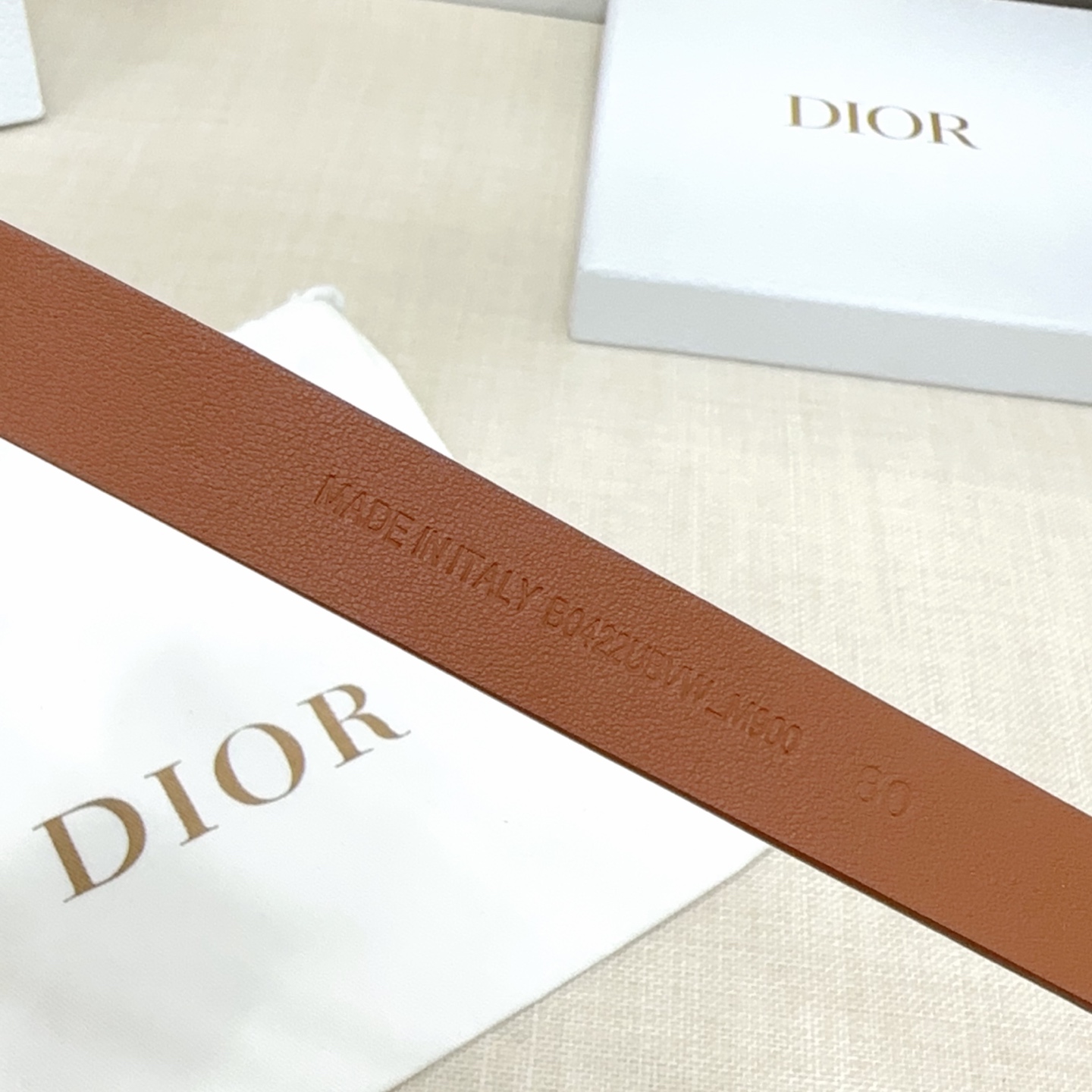 DIOR デイデイト ベルトコピー 高品質な本革 レザー ビジネス 通勤 幅2.0cm 優雅レディ ブラウン_4