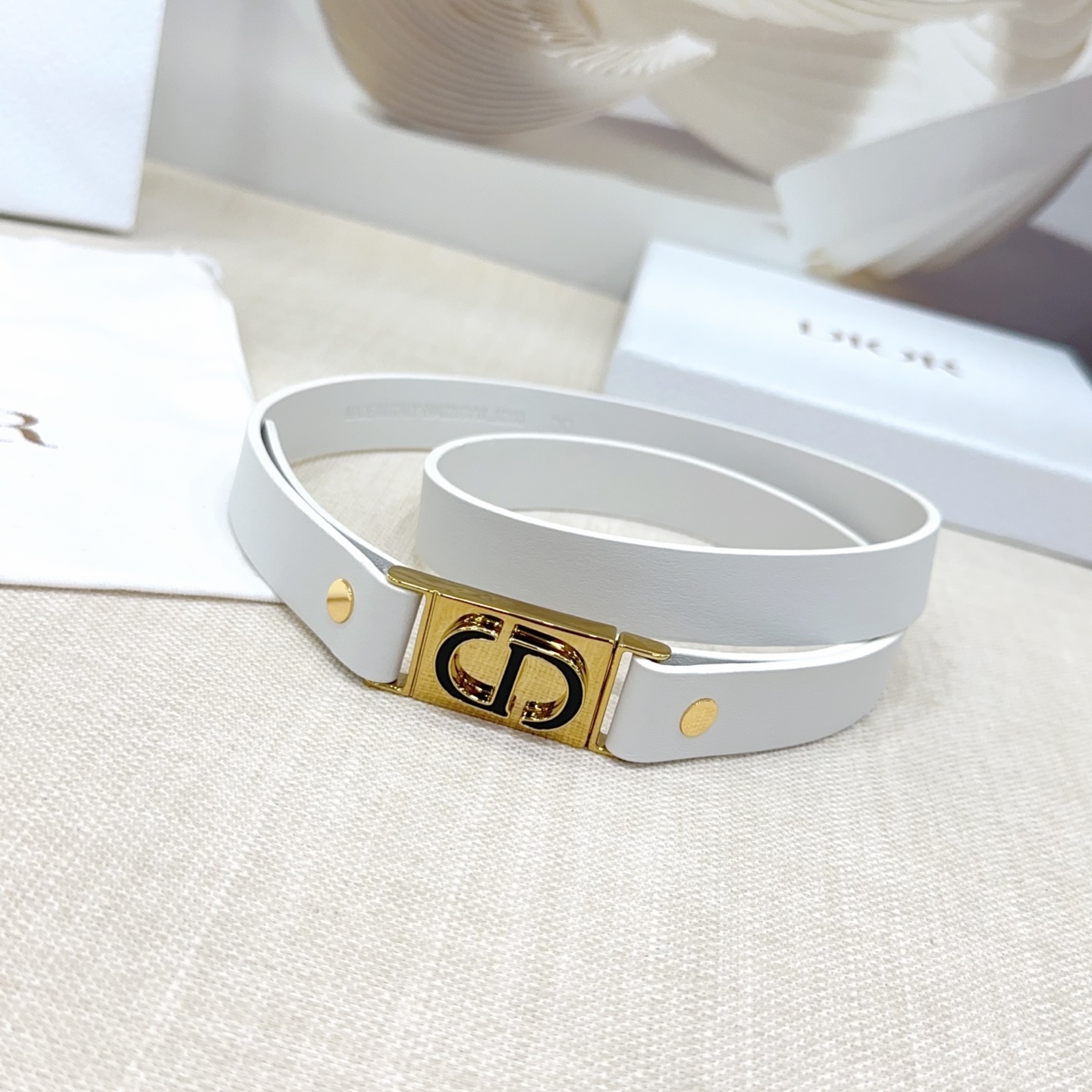 高品質な本革 DIOR デイデイト革ベルト偽物 レザー ビジネス 通勤 幅2.0cm 優雅レディ ホワイト_2