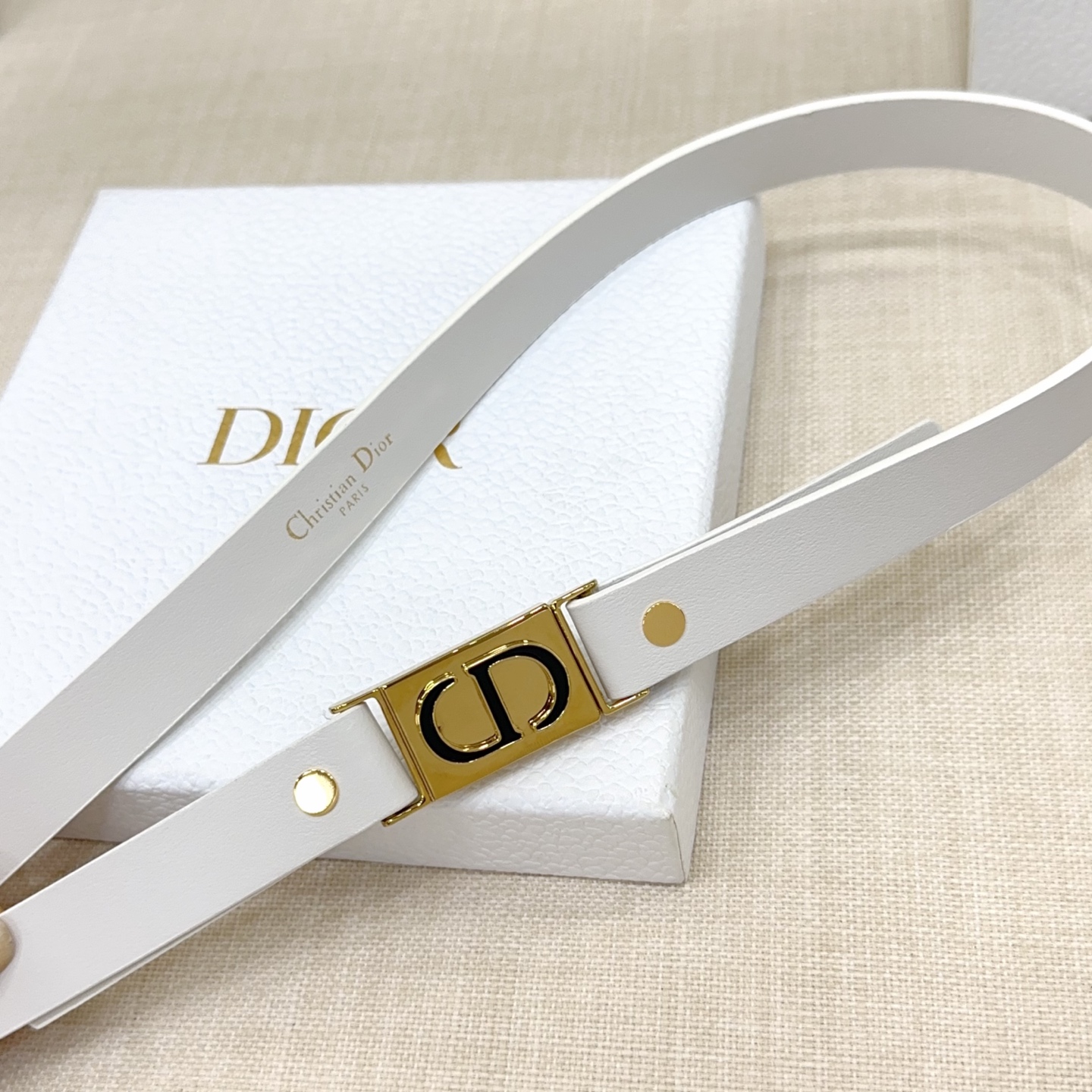 高品質な本革 DIOR デイデイト革ベルト偽物 レザー ビジネス 通勤 幅2.0cm 優雅レディ ホワイト_3