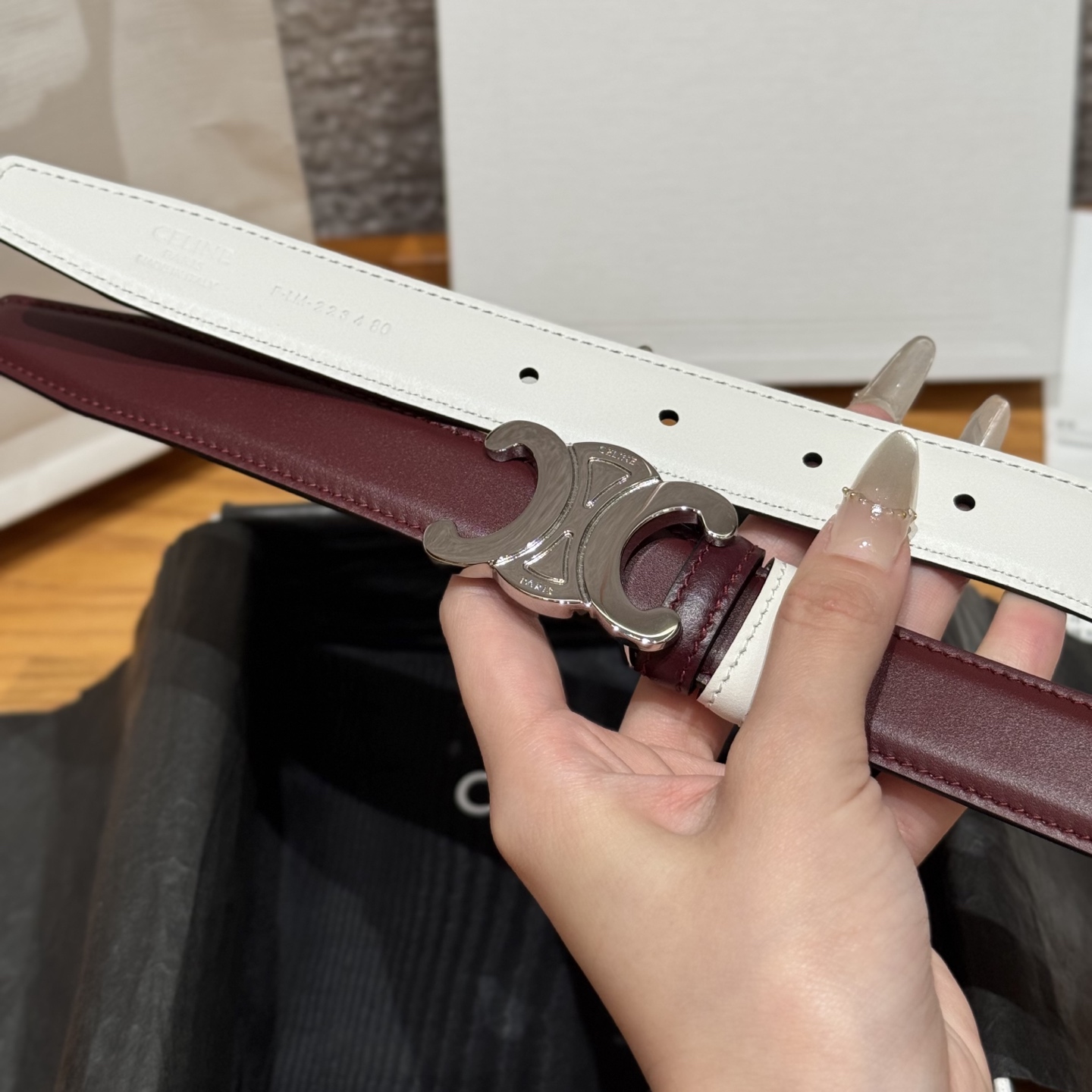 最新到着‼セリーヌベルトスーパーコピー 幅2.5cm レザー 男女兼用 ビジネス 通勤 レッド_6