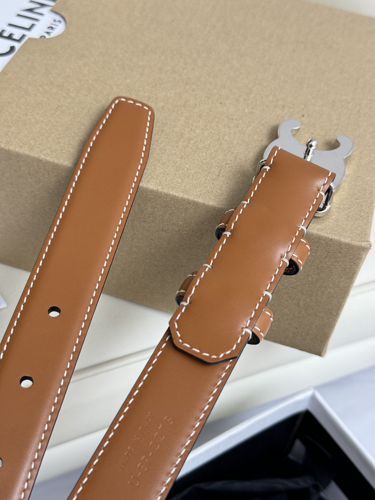 超激得価格 セリーヌベルト 本物偽物 幅2.5cm 優雅 ビジネス 通勤 本革 レザー ブラウン_5