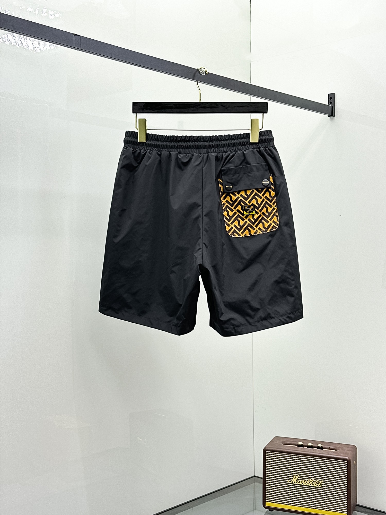 両面兼用 フェンディ 半ズボン偽物 上質 ショットズボン 100％綿 花柄 ブラック_2