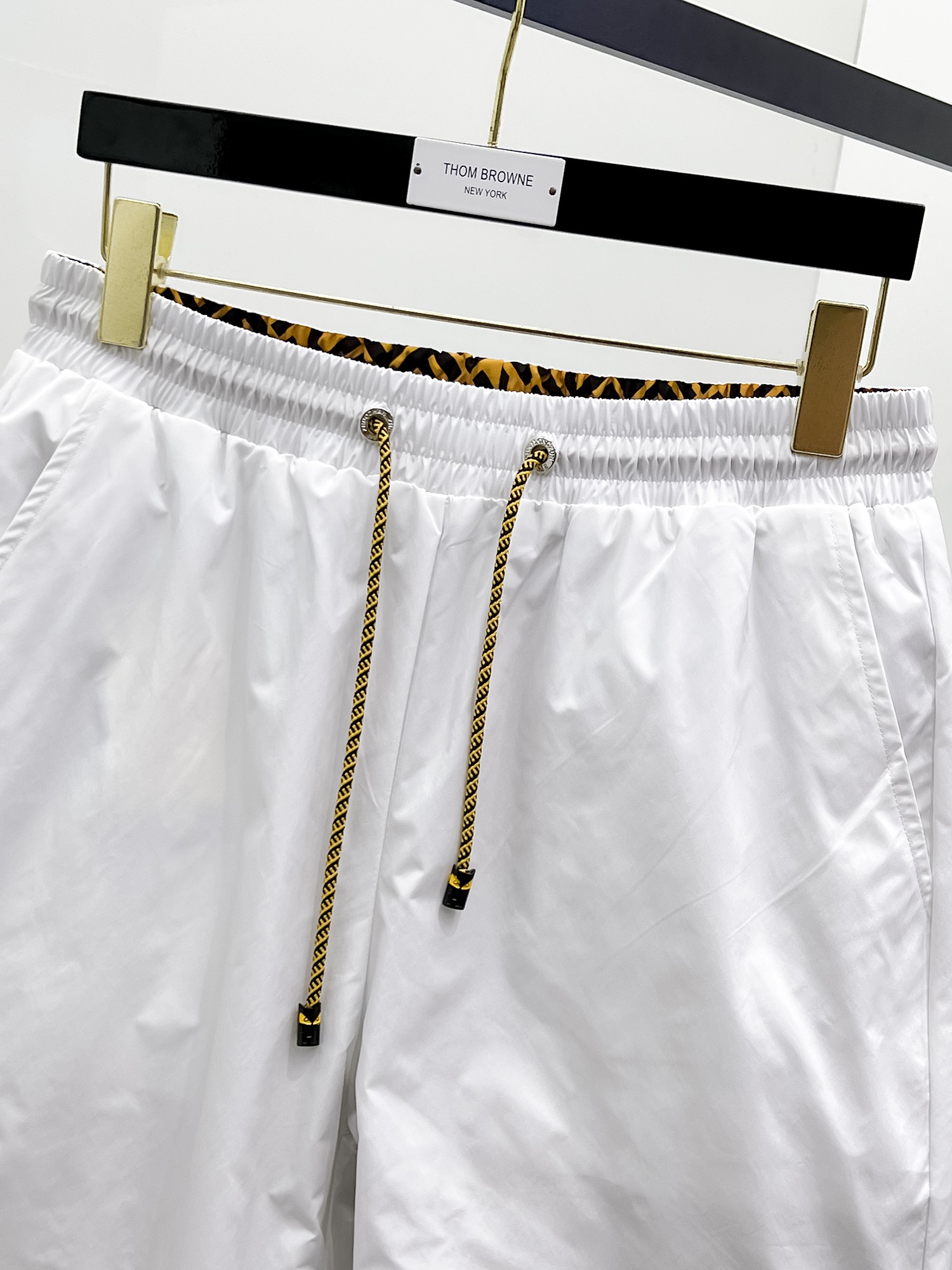 両面兼用 フェンディ パンツ ピンクＮ級品 上質 ショットズボン 100％綿 花柄 ホワイト_3