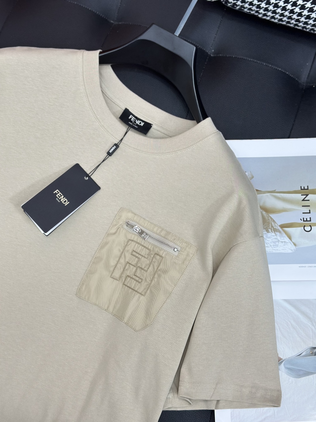 夏新作 メンズ fendi t シャツコピー トップス 短袖 純綿 シンプル ベージュ色_5