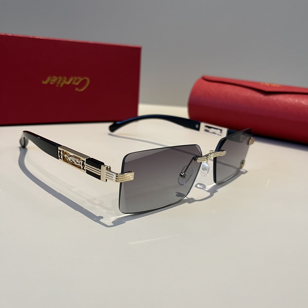 お得品‼カルティエ サングラス サイズスーパーコピー 軽量 日焼け止め 眼鏡 ファッション 偏光 グレー_2