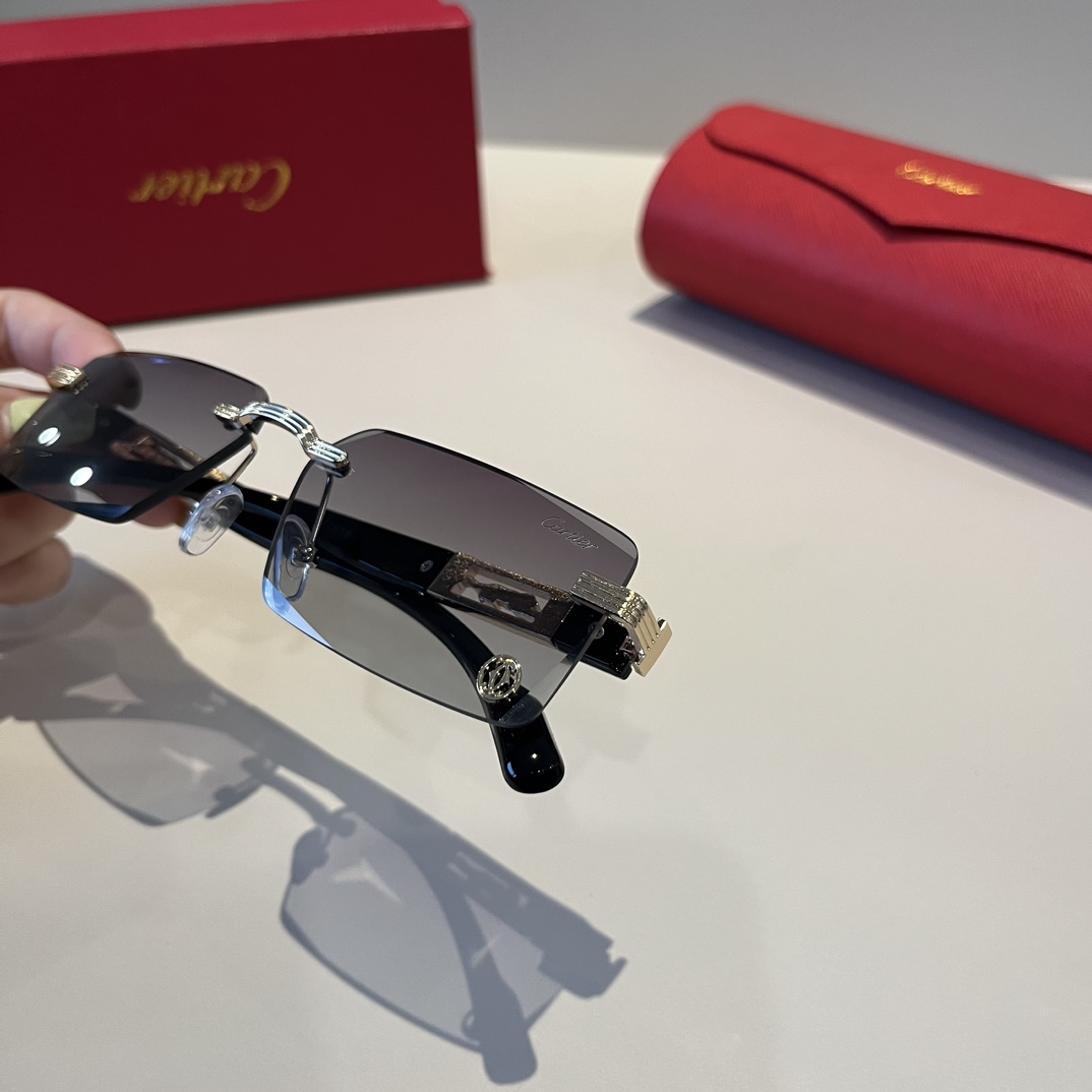 お得品‼カルティエ サングラス サイズスーパーコピー 軽量 日焼け止め 眼鏡 ファッション 偏光 グレー_4