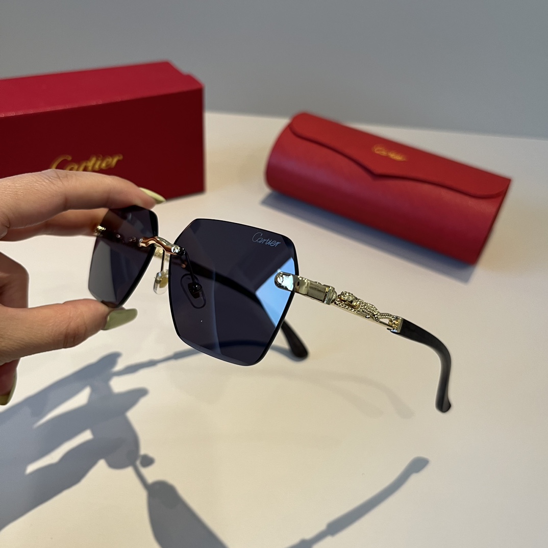 人気流行品 カルティエ風 サングラスコピー 軽量 紫外線を遮断する 眼鏡 ファッション 偏光 ブラック_2