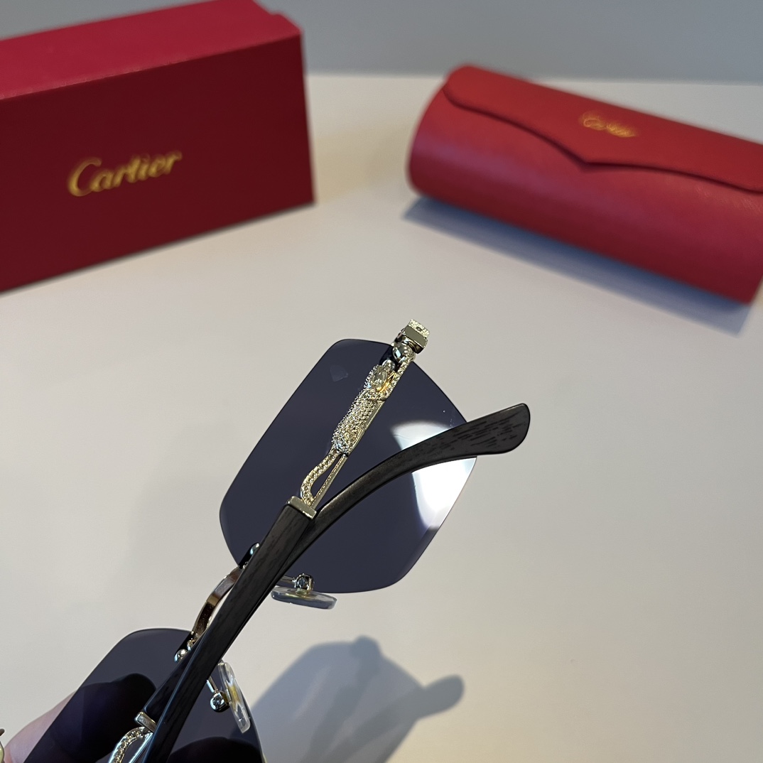 人気流行品 カルティエ風 サングラスコピー 軽量 紫外線を遮断する 眼鏡 ファッション 偏光 ブラック_3