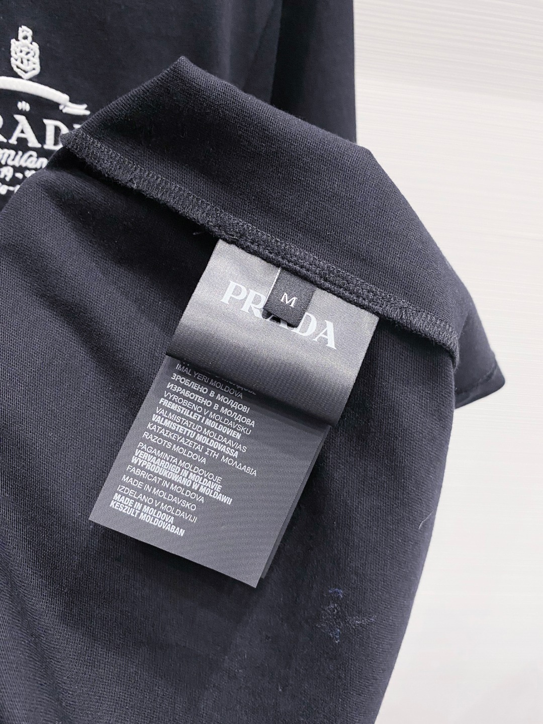 prada レディース t シャツコピー 純綿 トップス tシャツ シンプル 男女兼用 ブラック_8