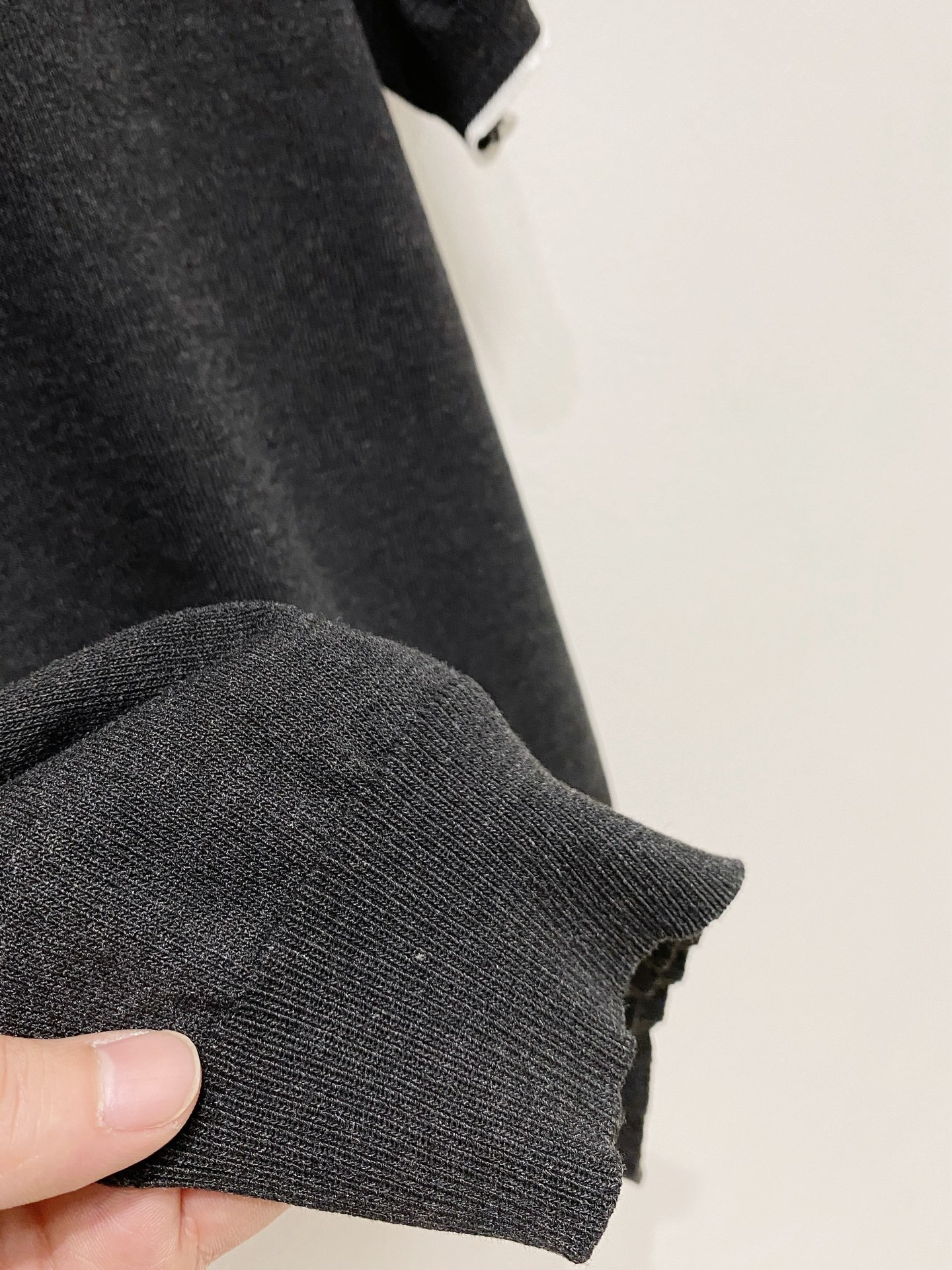 夏新品 プラダ t シャツ黒偽物 シンプル  純綿 トップス 上質 柔らかい 短袖 グレー_8