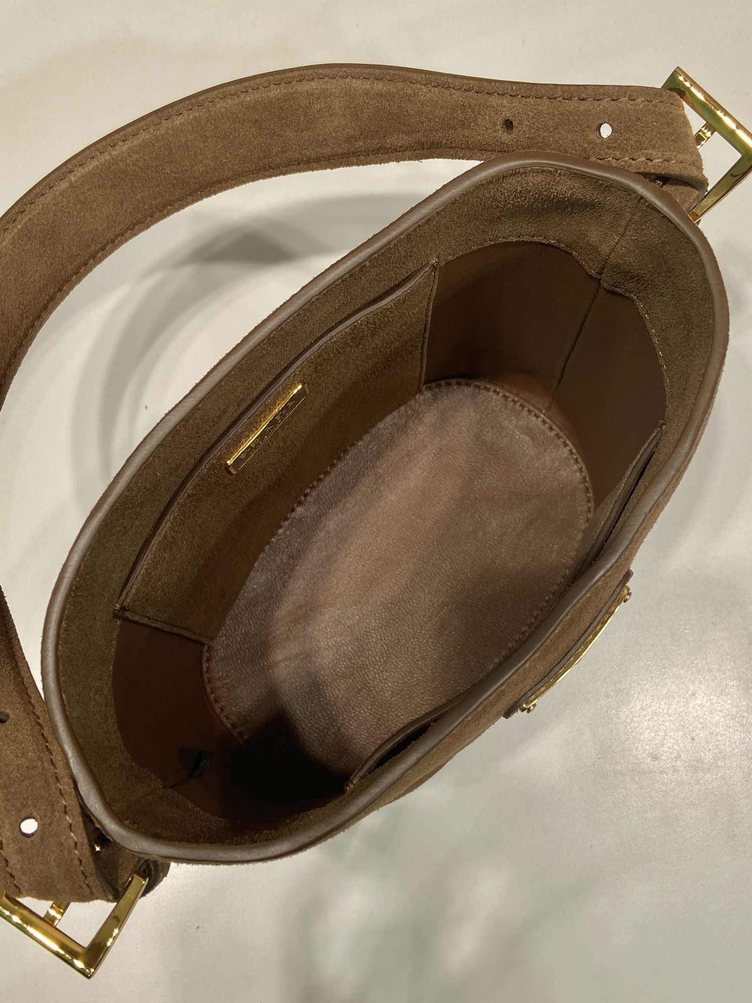 プラダバッグ いくらスーパーコピー 1BE078A レザー ハンドバッグ 本革 優雅 ブラウン_8
