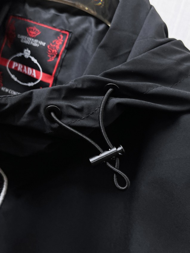 プラダ ジャケット 優良サイト 2025新作 高評価 上質感漂うナイロン仕様 安心サイト 高品質仕上げ 丁寧な縫製_5