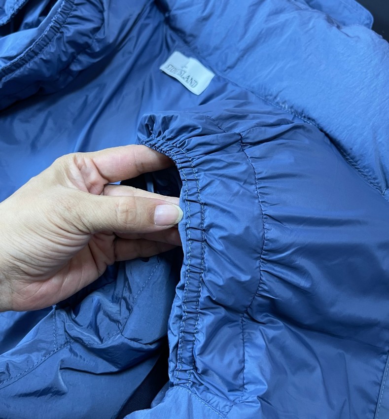 ストーンアイランド 2025新作 高級レベル仕様 ダウンベスト ブランド コピー 安全通販 細部まで忠実な仕上げ 即納対応_7