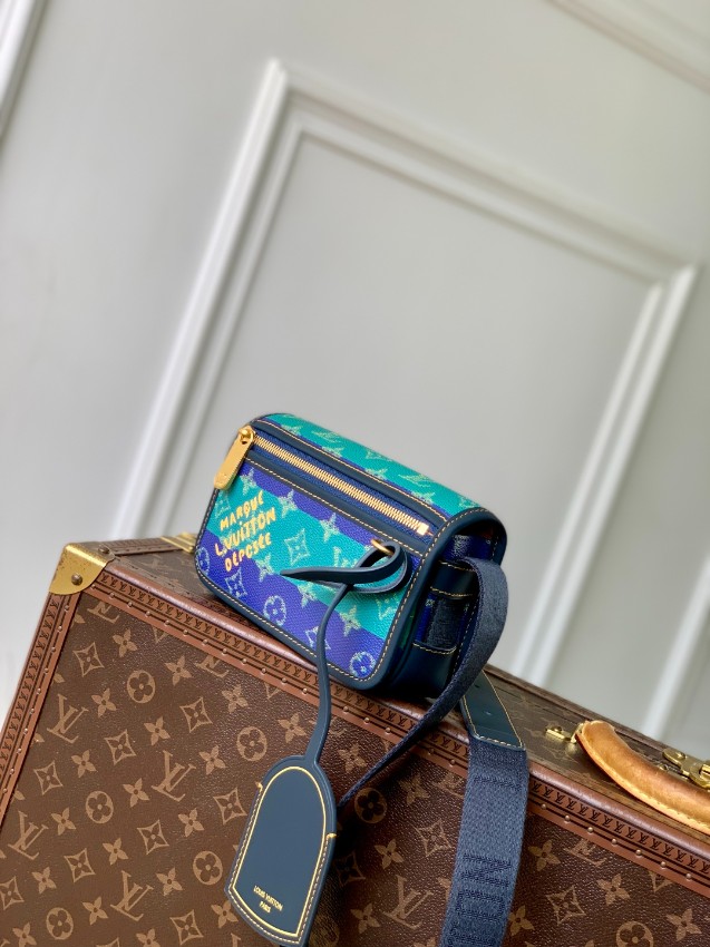 ルイ・ヴィトン 2025新作 高再現度 ブランド コピー コンパクト ミニショルダーバッグ 専用ケース付属_1