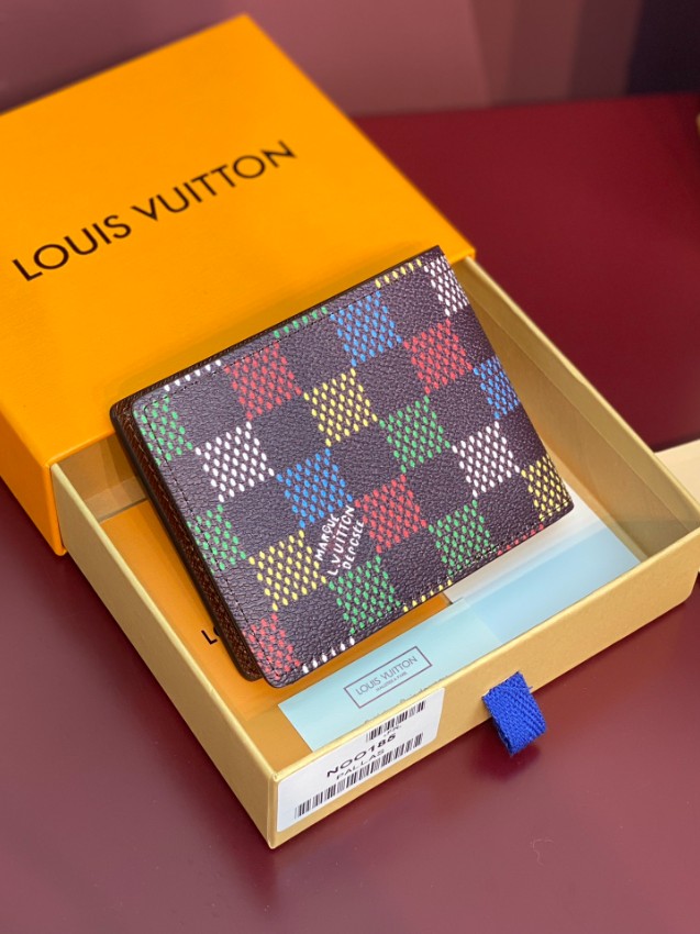 ルイ・ヴィトン 偽物 高級レベル仕様 二つ折り財布 2025新作 圧倒的な再現度 精密ディテール 数量限定入荷_1