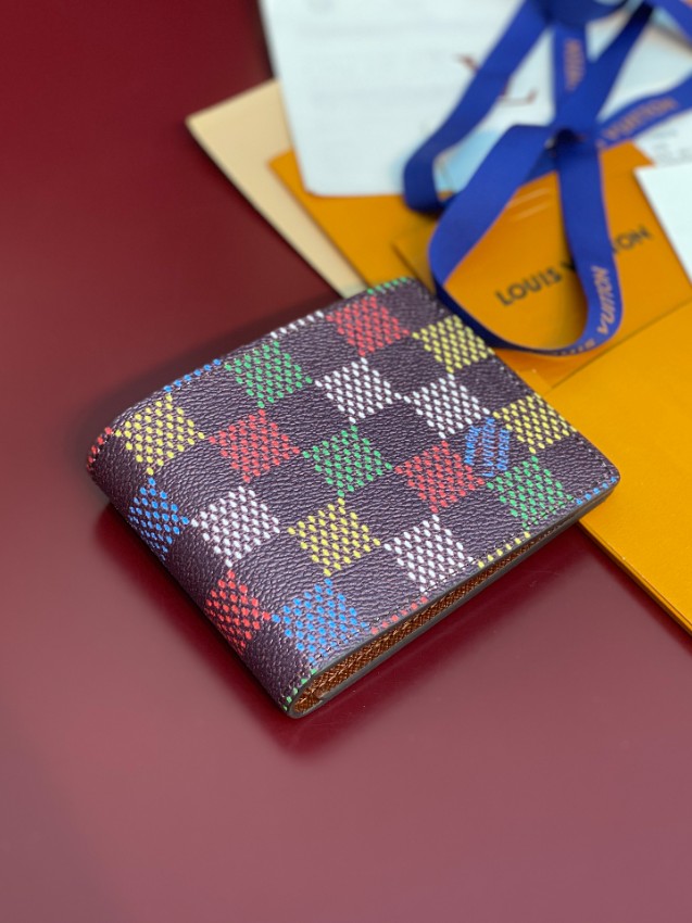 ルイ・ヴィトン 偽物 高級レベル仕様 二つ折り財布 2025新作 圧倒的な再現度 精密ディテール 数量限定入荷_2