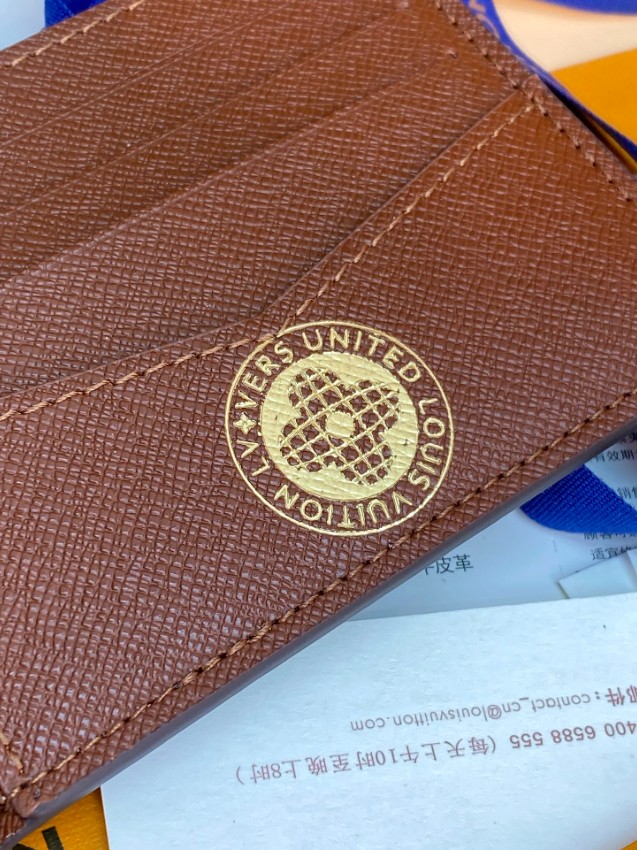 ルイ・ヴィトン 偽物 高級レベル仕様 二つ折り財布 2025新作 圧倒的な再現度 精密ディテール 数量限定入荷_9