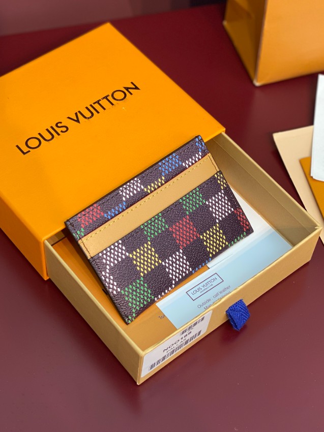 ルイ・ヴィトン コピー 高級レベル仕様 カードホルダー 2025新作 圧倒的な再現度 正確な刻印 数量限定入荷_3