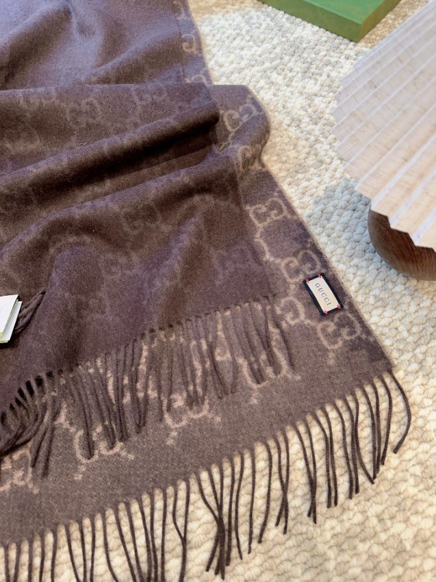 グッチ 高再現度スカーフ ブランド コピー 安全通販 2025新作 精密ディテール 高級感仕上げ 上質感 選ばれる理由あり_7