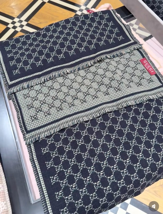 グッチ 高再現度スカーフ 激安通販 2025新作 精密ディテール 高級感仕上げ 上質感 選ばれる理由あり リピーター多数_3