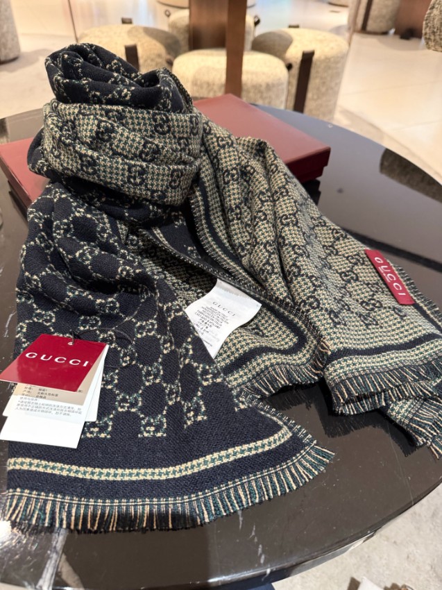 グッチ 高再現度スカーフ 激安通販 2025新作 精密ディテール 高級感仕上げ 上質感 選ばれる理由あり リピーター多数_1