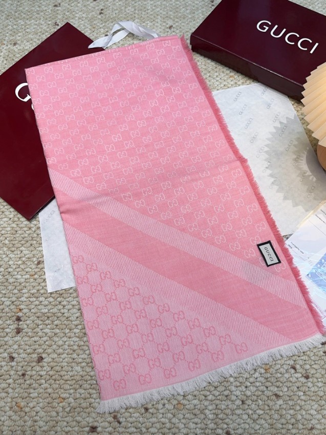 グッチ 高再現度スカーフ ブランド コピー 安全通販 2025新作 精密ディテール 高級感仕上げ 上質感 リピーター多数_6