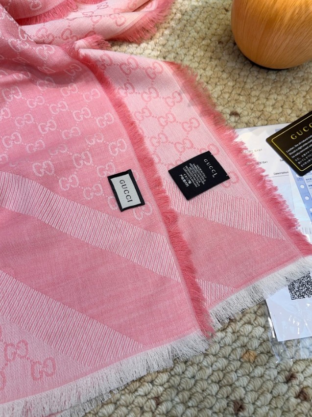 グッチ 高再現度スカーフ ブランド コピー 安全通販 2025新作 精密ディテール 高級感仕上げ 上質感 リピーター多数_7