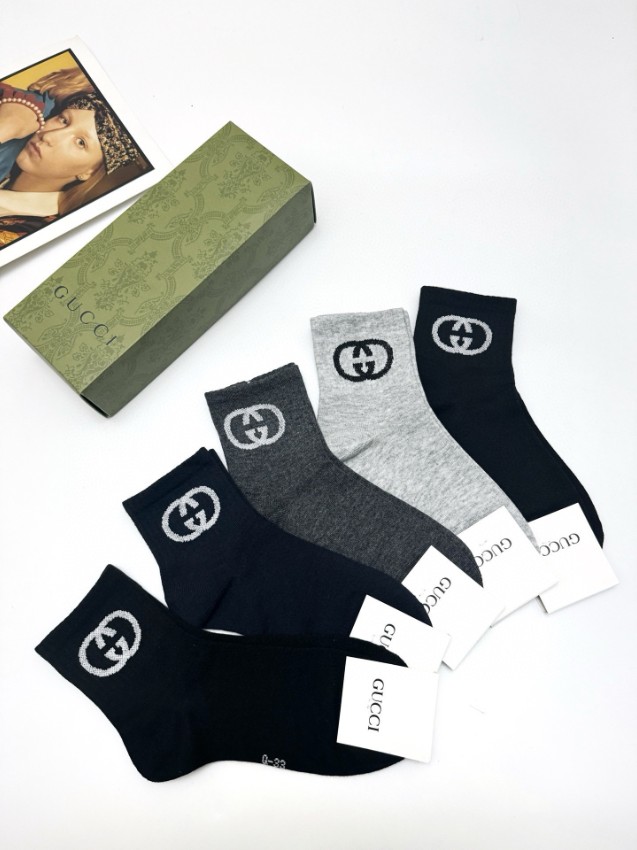 グッチ 高再現度ソックス 偽物 バレない再現度 2025新作 精密ディテール 快適な履き心地 男女兼用 人気モデル_3