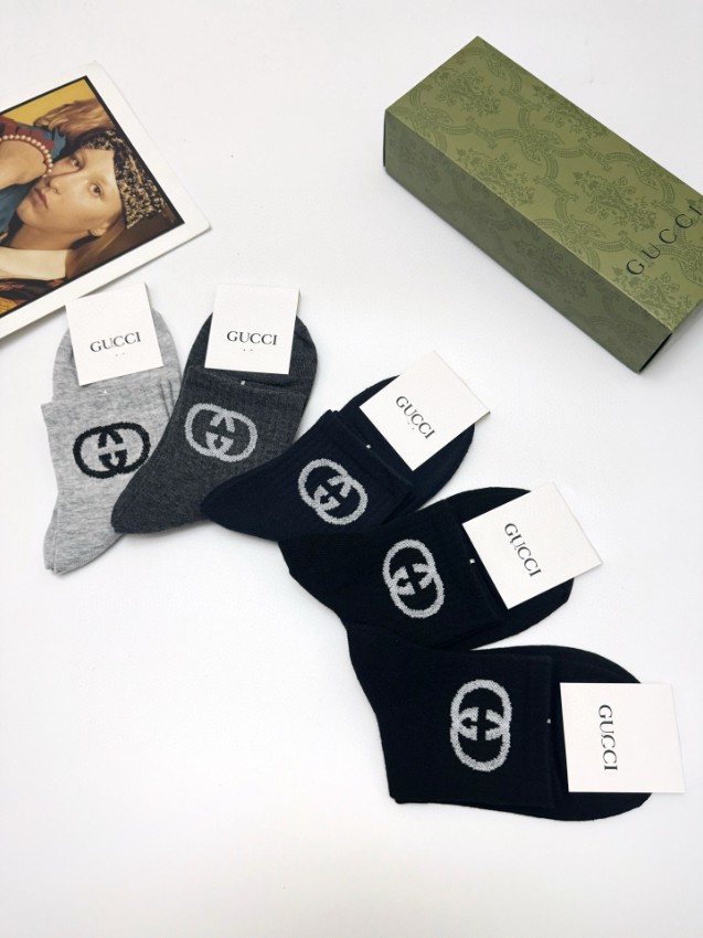 グッチ 高再現度ソックス 偽物 バレない再現度 2025新作 精密ディテール 快適な履き心地 男女兼用 人気モデル_4