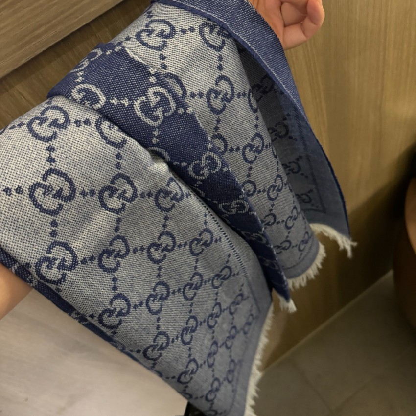 グッチ 高再現度スカーフ スーパーコピー 優良サイト 2025新作 精密ディテール 上質感 高級感仕上げ リピーター多数_1