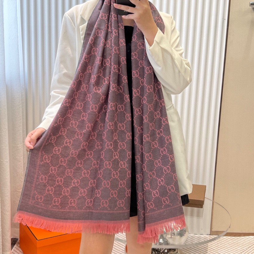 グッチ 高再現度スカーフ 優良サイト 2025新作 精密ディテール 上質感 高級感仕上げ 洗練デザイン リピーター多数_1