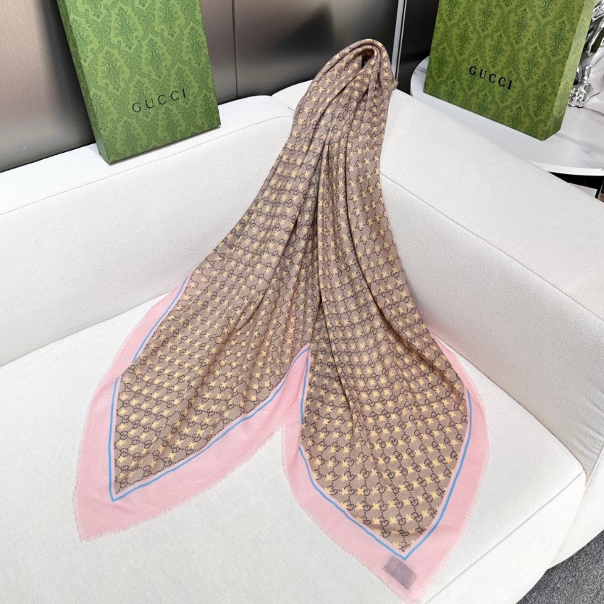 グッチ 高再現度スカーフ 偽物 バレない再現度 2025新作 精密ディテール 上質感 高級感仕上げ 洗練デザイン_2
