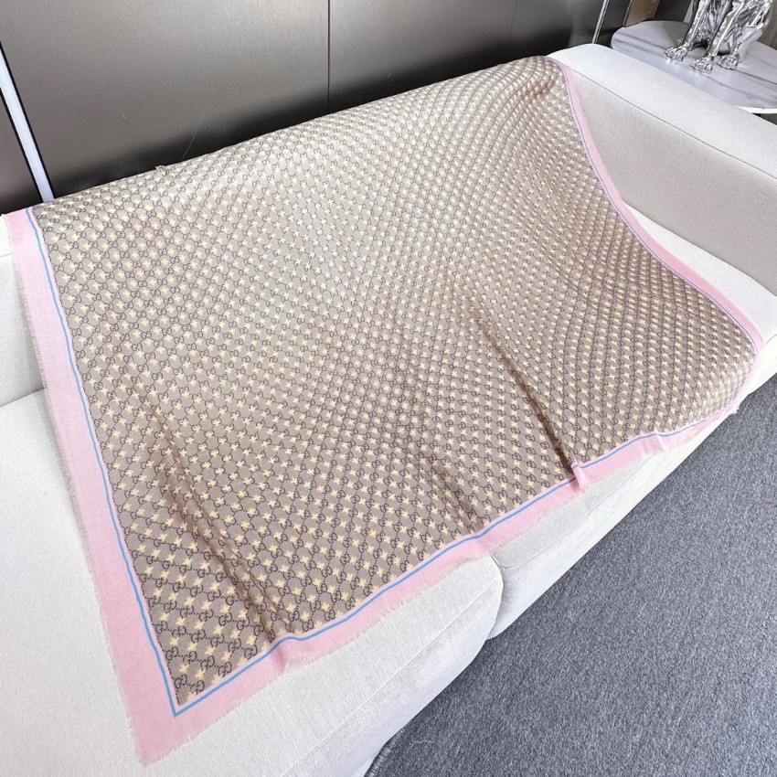 グッチ 高再現度スカーフ 偽物 バレない再現度 2025新作 精密ディテール 上質感 高級感仕上げ 洗練デザイン_3