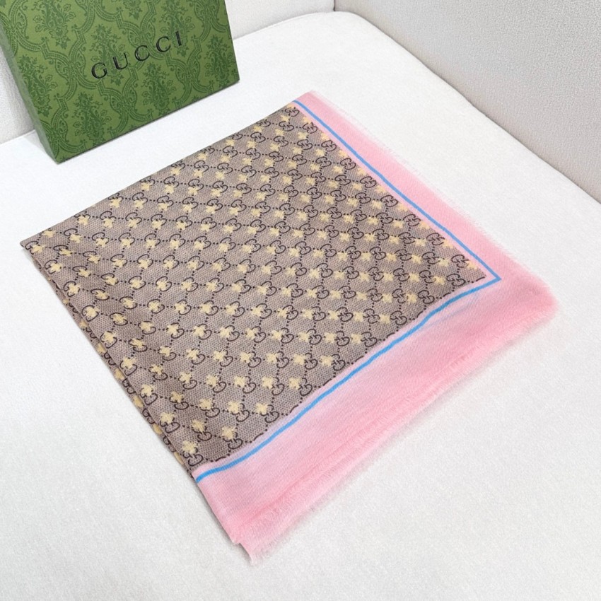 グッチ 高再現度スカーフ 偽物 バレない再現度 2025新作 精密ディテール 上質感 高級感仕上げ 洗練デザイン_4