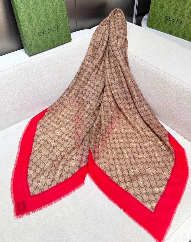 グッチ 高再現度スカーフ ブランド コピー 安全通販 2025新作 精密ディテール 上質感 高級感仕上げ 洗練デザイン_2
