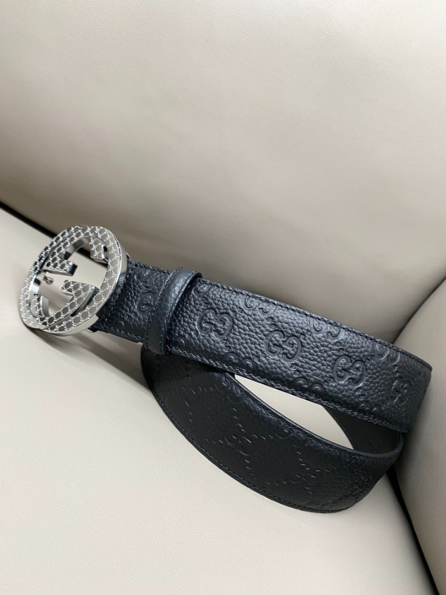 グッチ 高品質レザー ベルト コピー 2025新作 高級感仕上げ 精密ディテール 正確な刻印 数量限定入荷_2