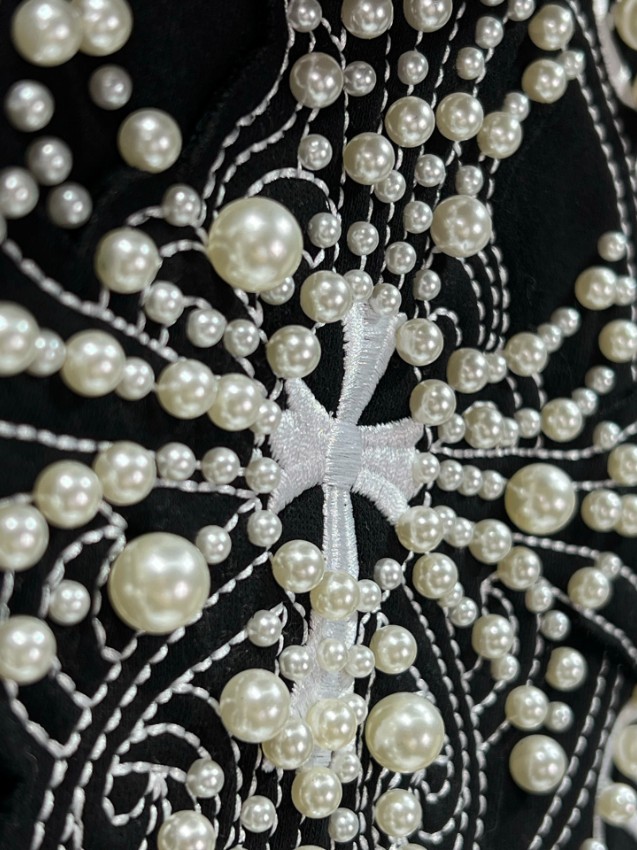 クロムハーツ パーカー 偽物 バレない再現度 2025新作 高級感仕上げ 丁寧な縫製 上質素材使用 限定入荷_8